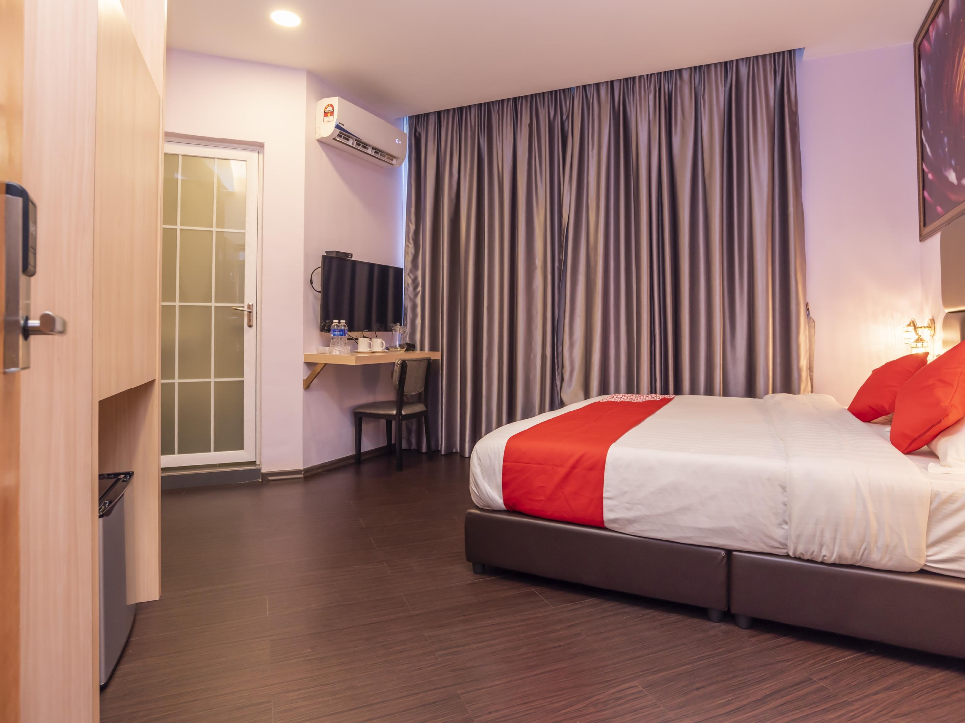 Zenz Hotel Kulai Exterior foto